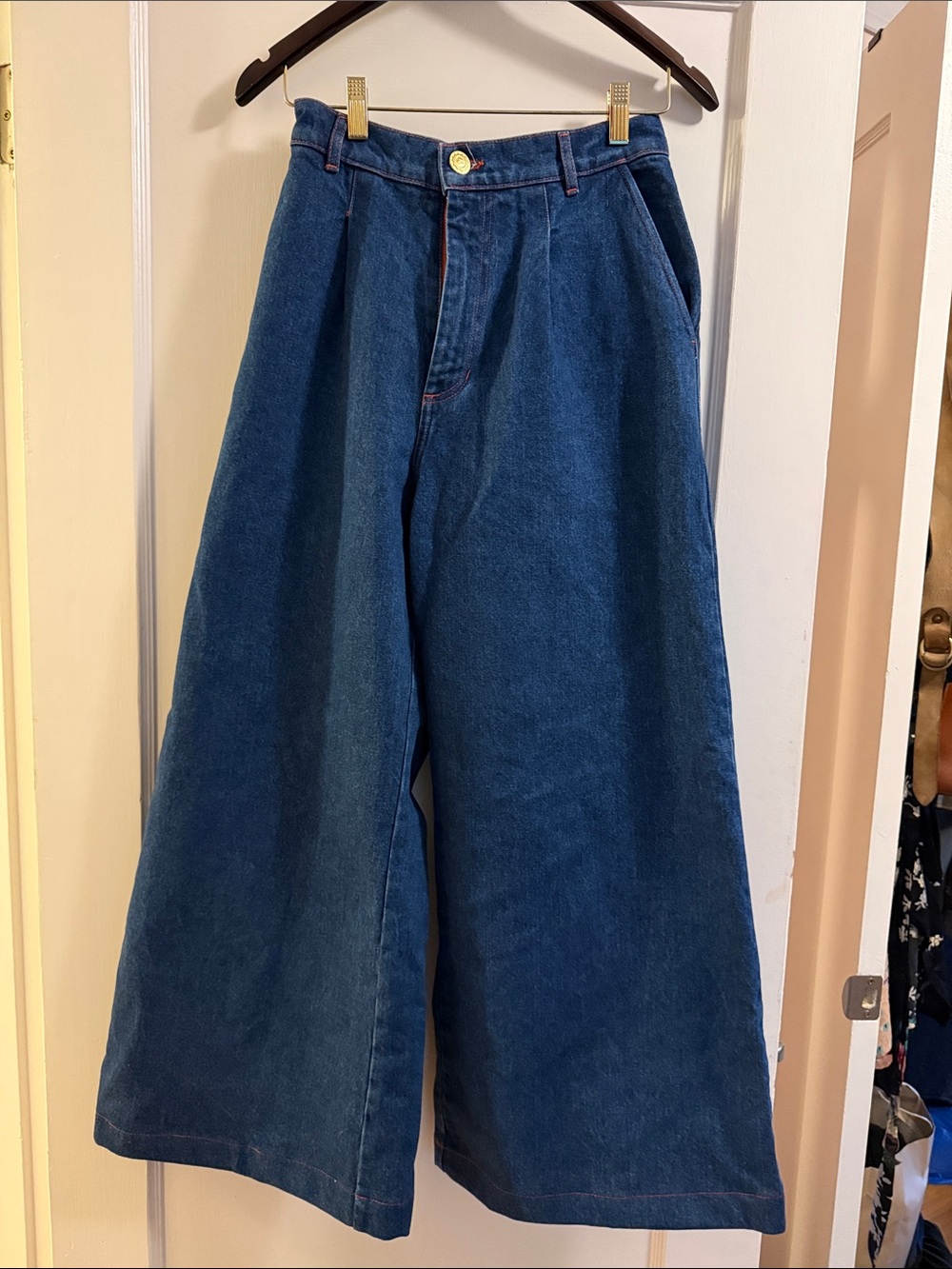 Big Bud Press Wide-Leg High-Rise Denim Jeans With Red Contrast Stitching